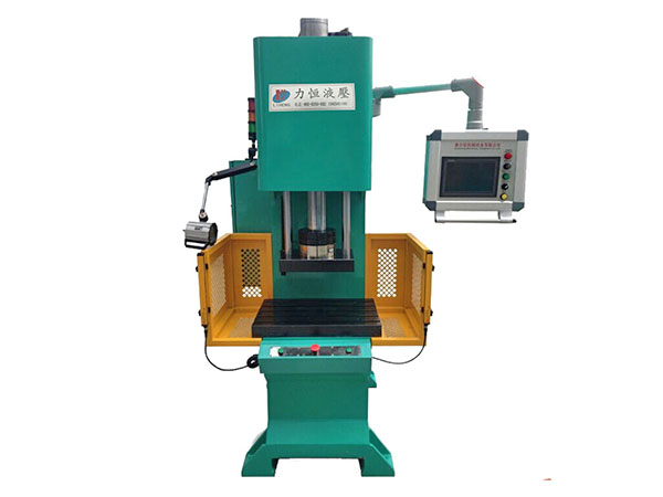C型數(shù)控機